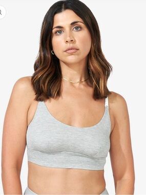 Seamless Scoop Nursing Bra in Light Gray